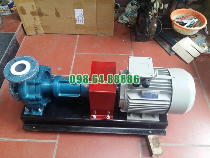Bơm dầu nóng công nghiệp RY50-32-200A cột áp 32 m, công suất 4 kW, tốc độ 2900 vòng/phút, lưu lượng 16 m3/h